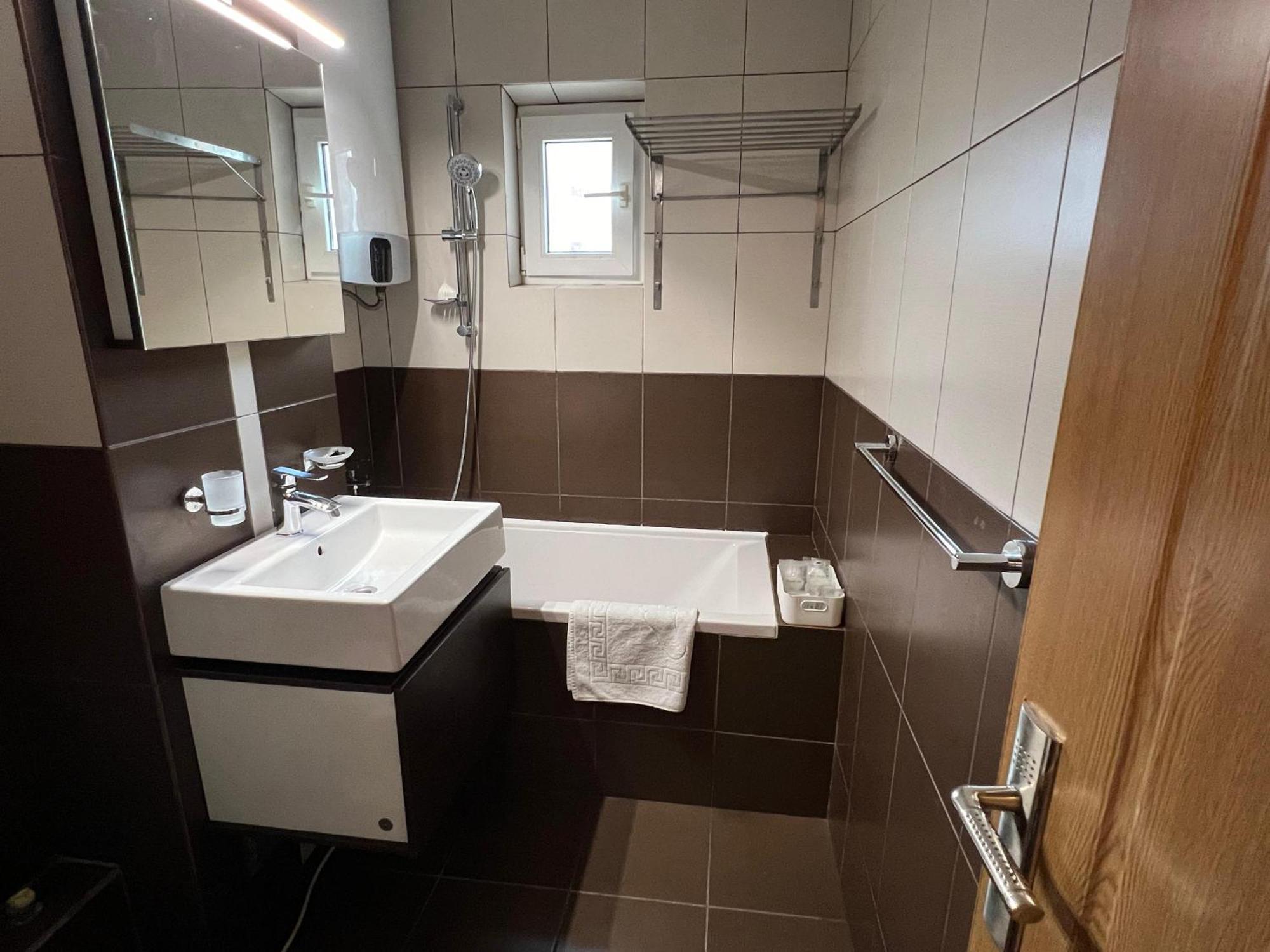 Miva Apartments Mangalia Bagian luar foto